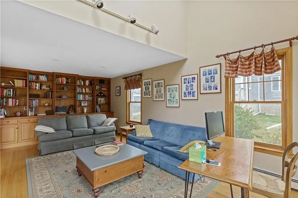 2 Easton Terrace Middletown RI 02842