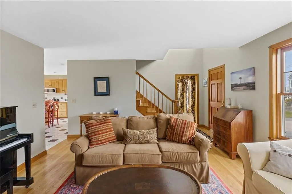 2 Easton Terrace Middletown RI 02842
