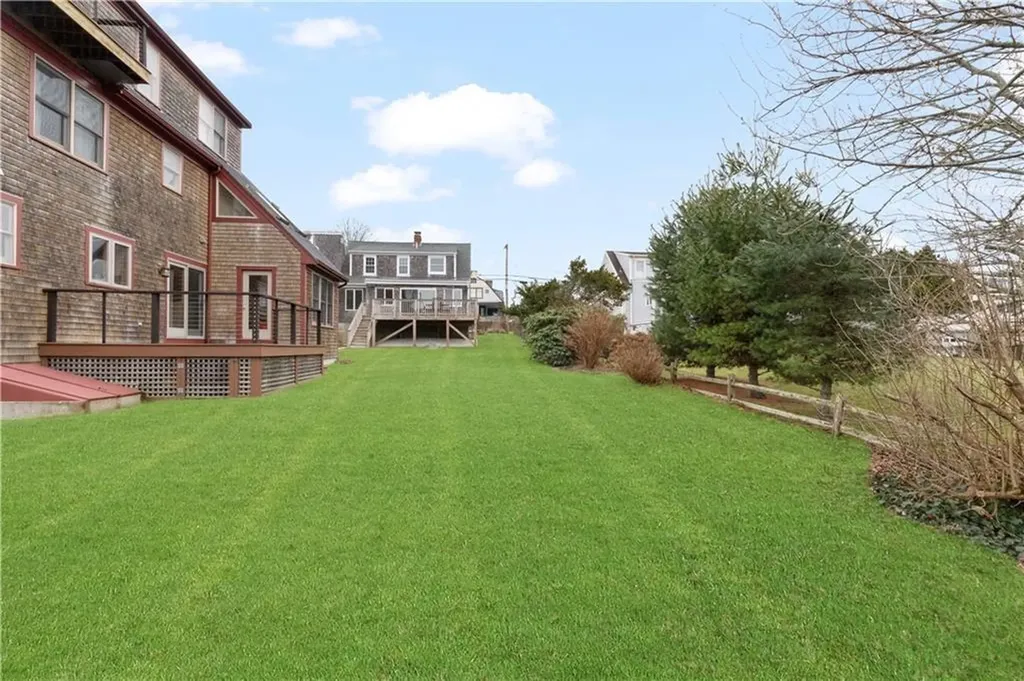 2 Easton Terrace Middletown RI 02842