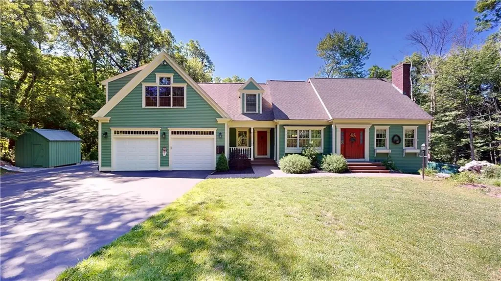2525 Wallum Lake Road Burrillville RI 02859