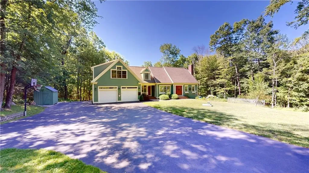 2525 Wallum Lake Road Burrillville RI 02859