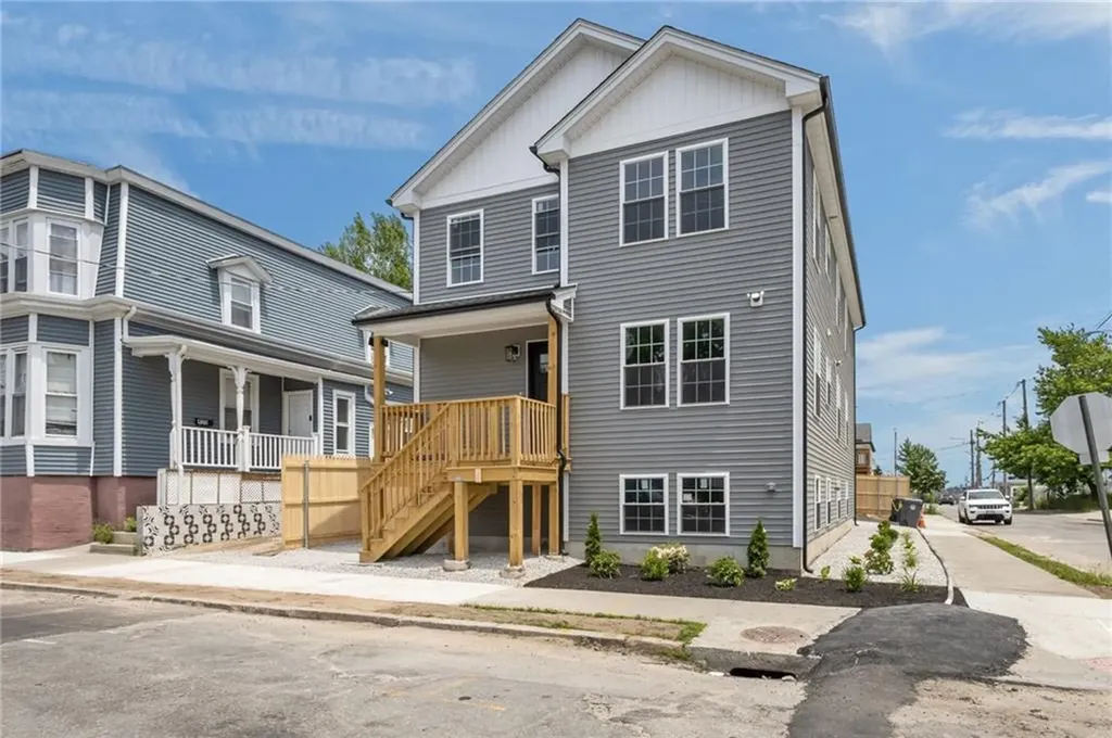 408 Cahill Street Providence RI 02905