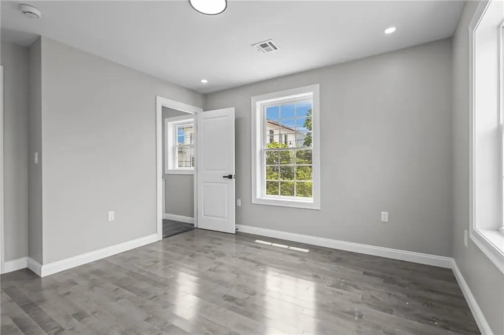 408 Cahill Street Providence RI 02905