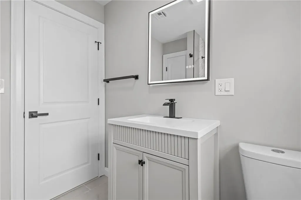 408 Cahill Street Providence RI 02905