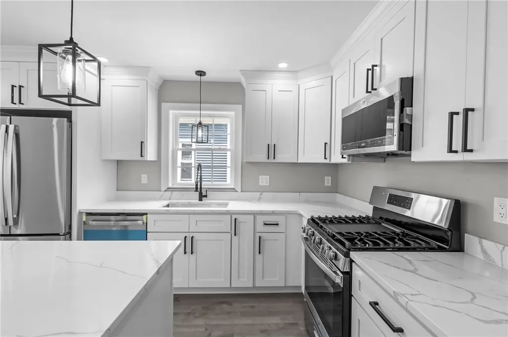 408 Cahill Street Providence RI 02905