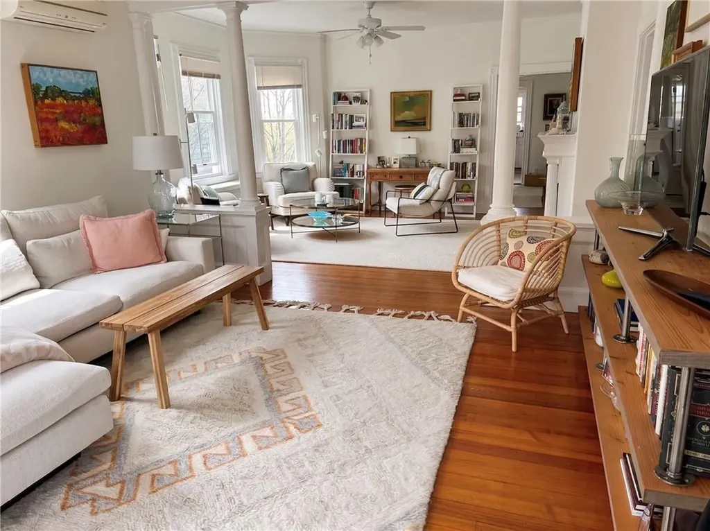 128 Congdon Street Providence RI 02906