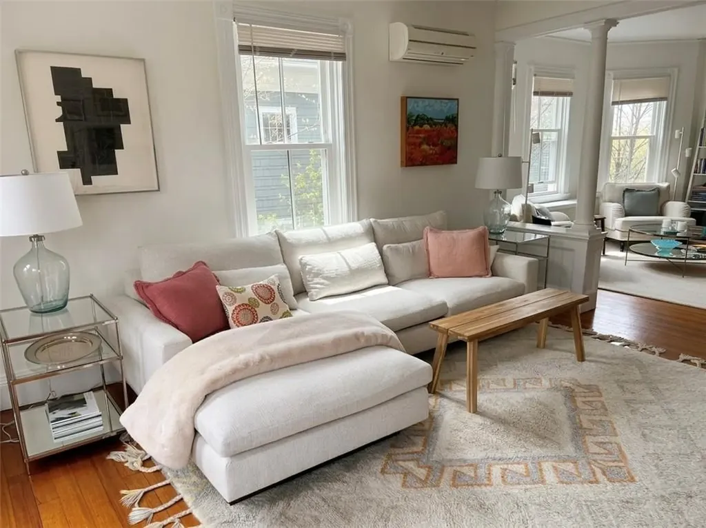 128 Congdon Street Providence RI 02906
