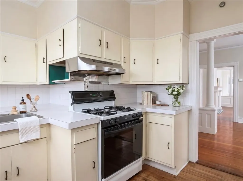 128 Congdon Street Providence RI 02906
