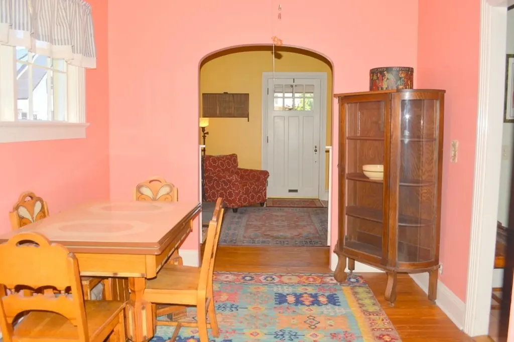 53 Russell Avenue East Providence RI 02914