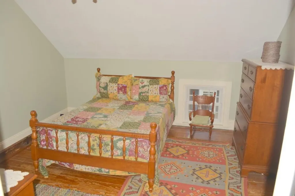 53 Russell Avenue East Providence RI 02914