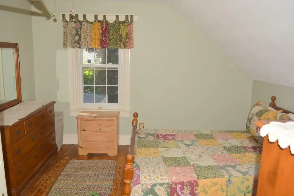 53 Russell Avenue East Providence RI 02914