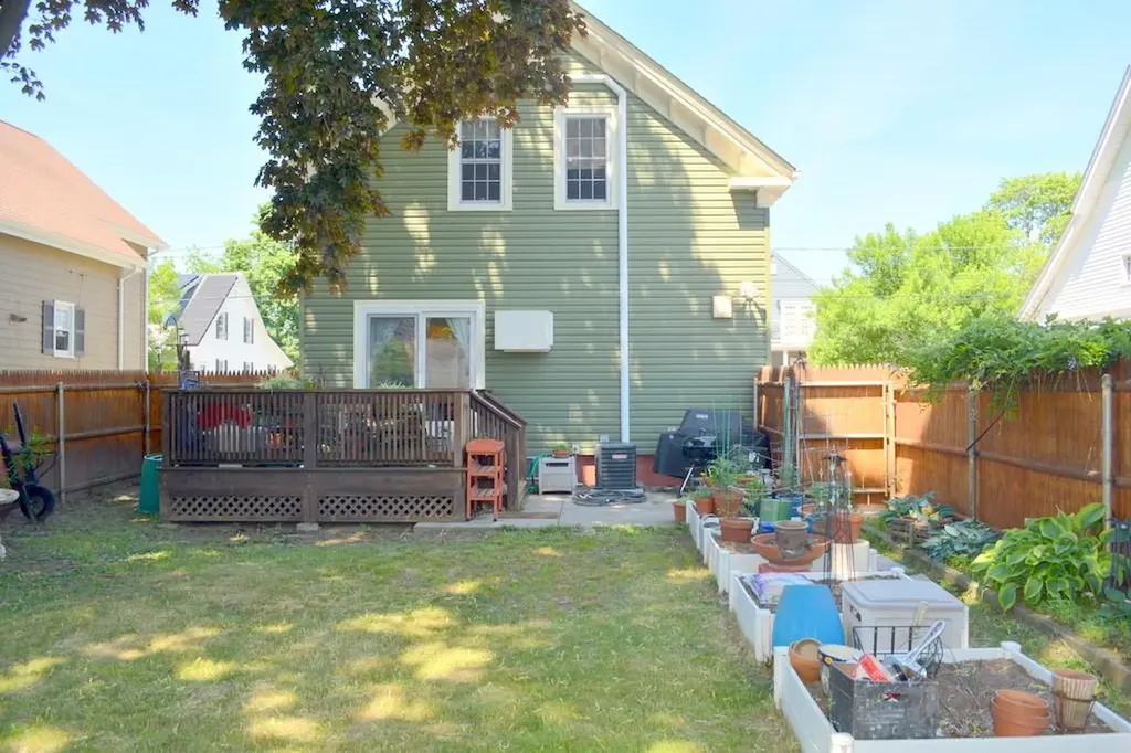 53 Russell Avenue East Providence RI 02914