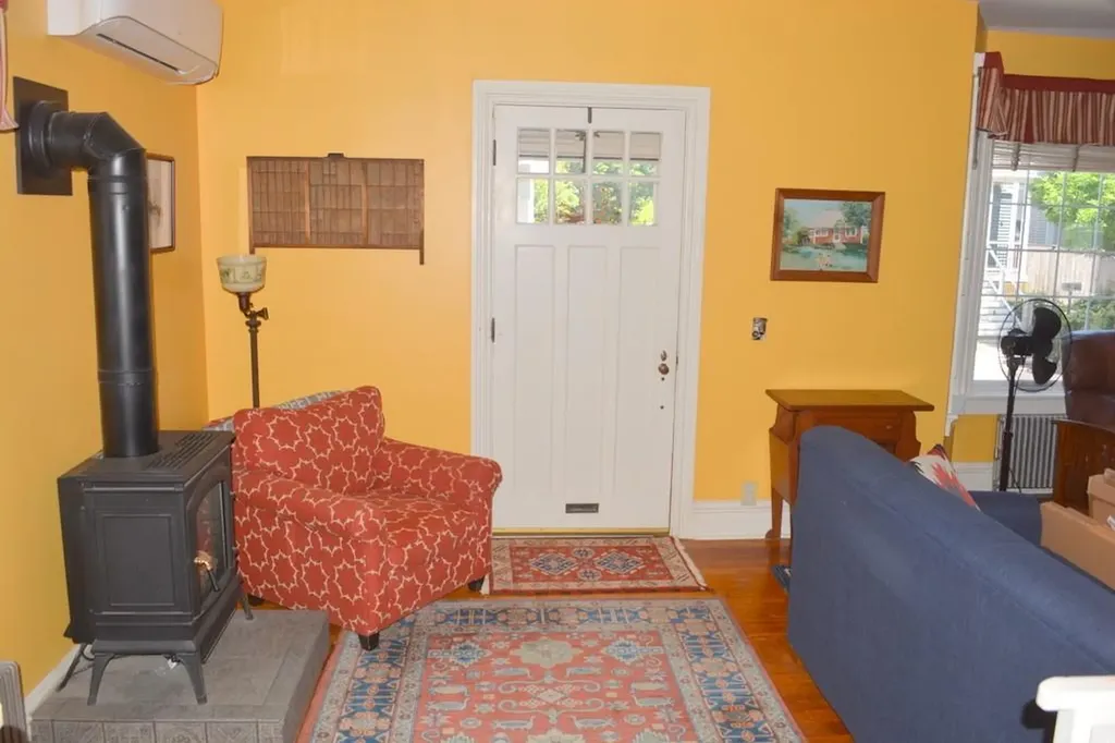 53 Russell Avenue East Providence RI 02914