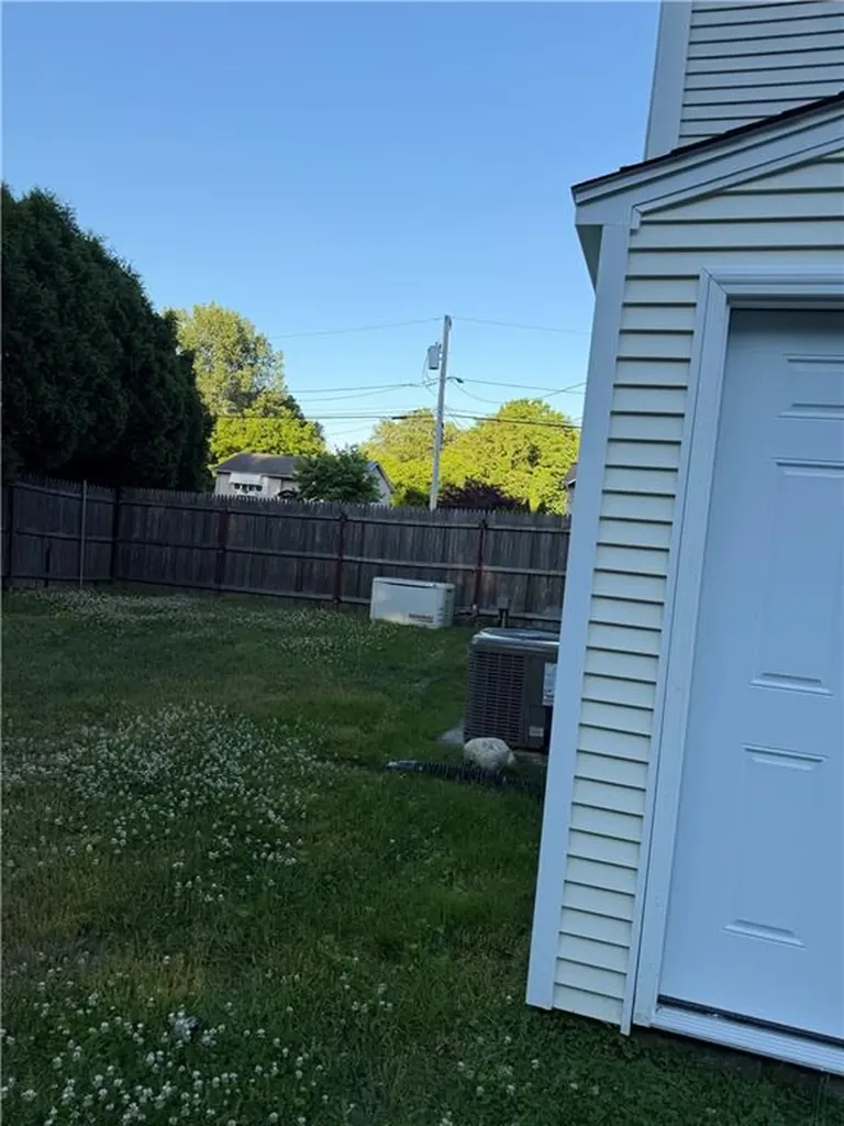 30 Gaglione Court Cranston RI 02921