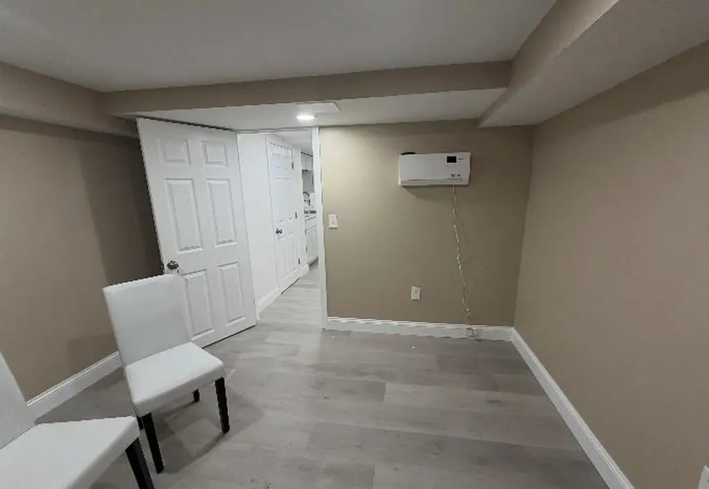 30 Gaglione Court Cranston RI 02921