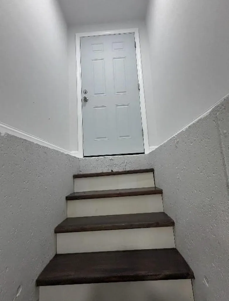 30 Gaglione Court Cranston RI 02921