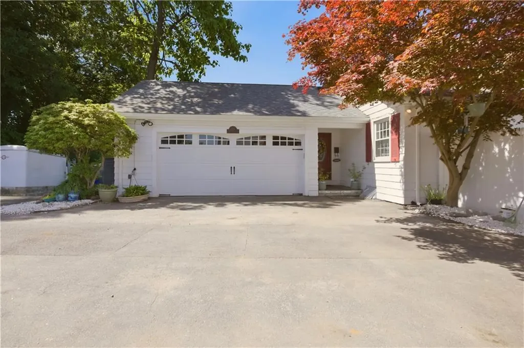 123 Progress Avenue East Providence RI 02915