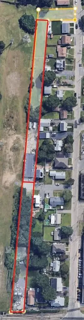 21 Pommenville Street Pawtucket RI 02861
