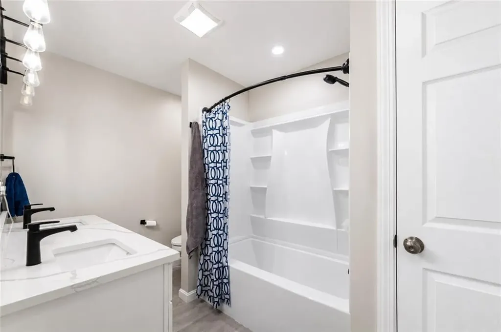 63 Chester Avenue Providence RI 02907