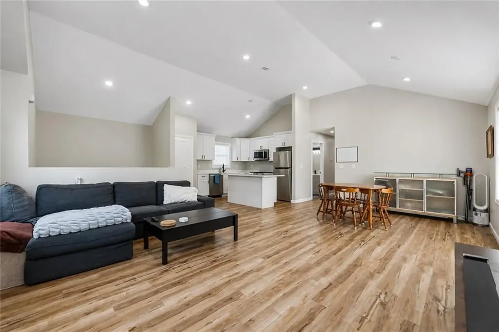 63 Chester Avenue Providence RI 02907