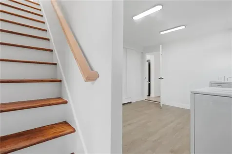 25 Stoneham Street Cranston RI 02920
