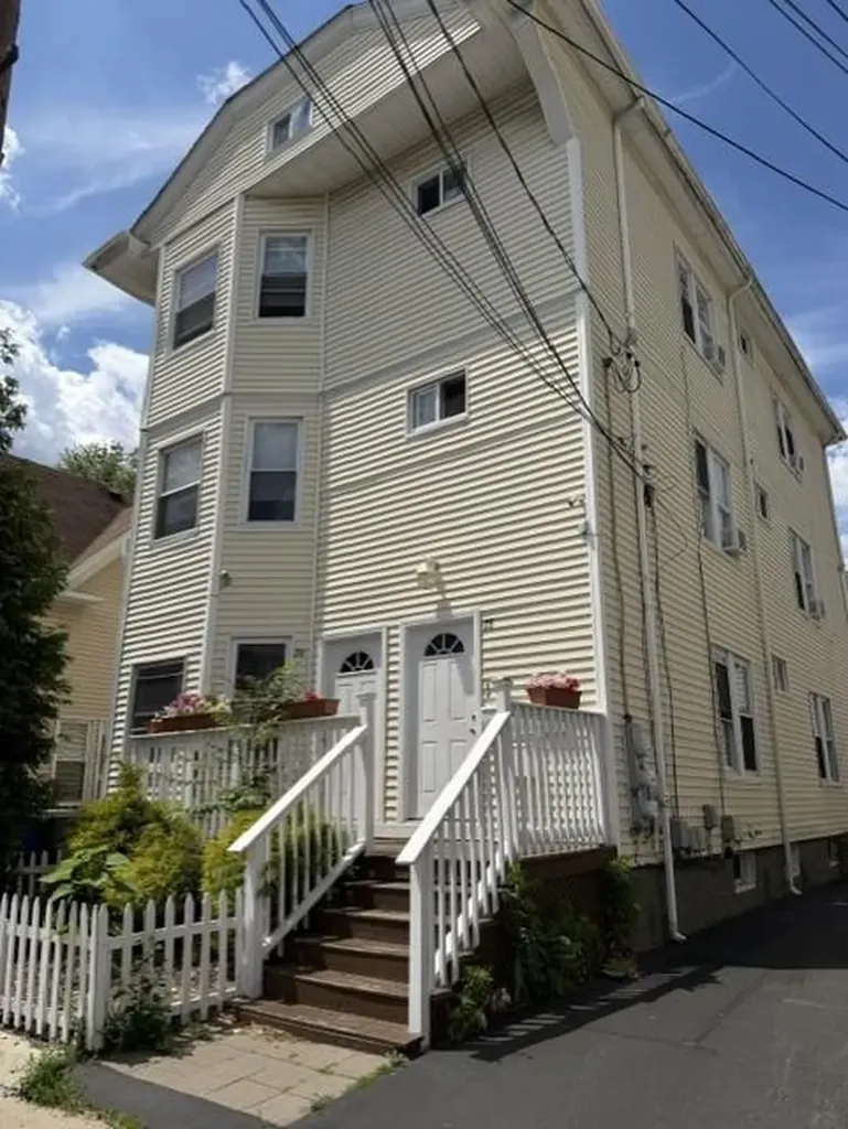 26 Frederick Street Providence RI 02908