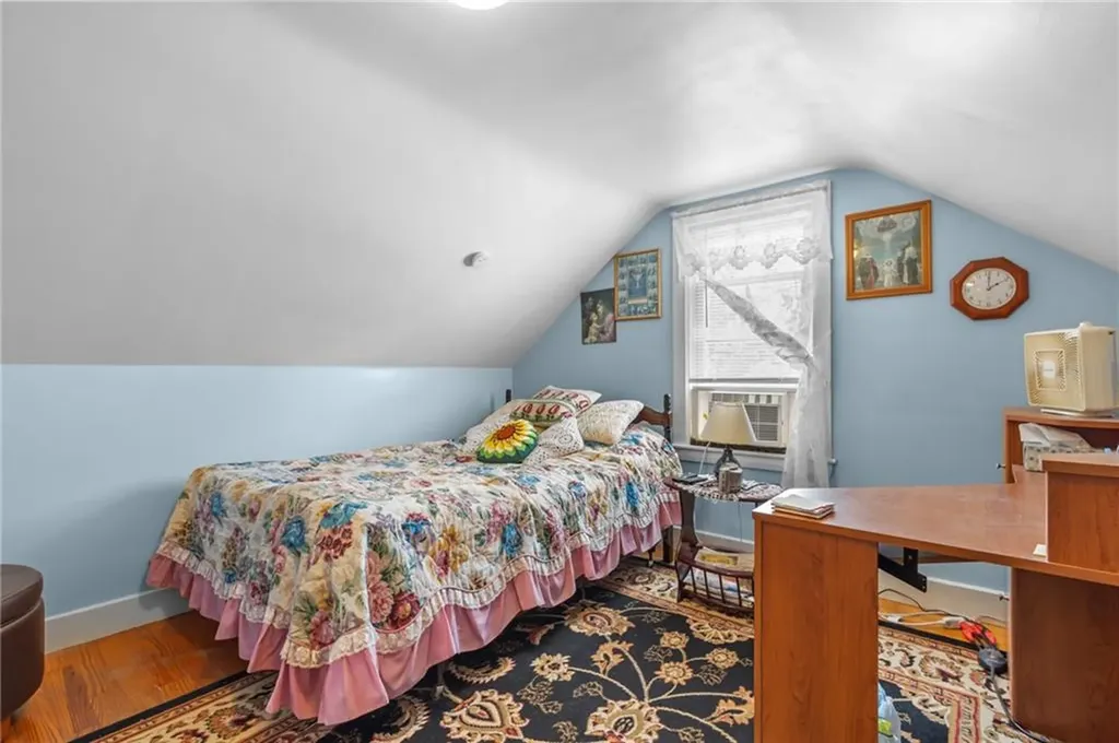 43 Virginia Avenue Woonsocket RI 02895