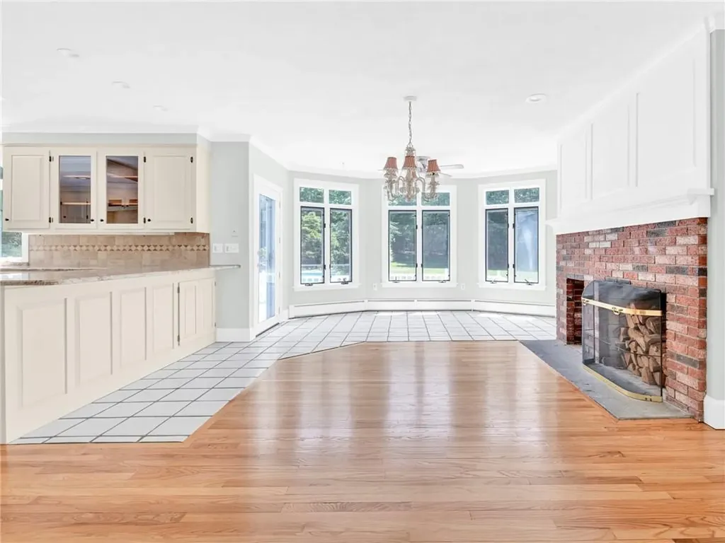 54 Ridge Road Scituate RI 02857