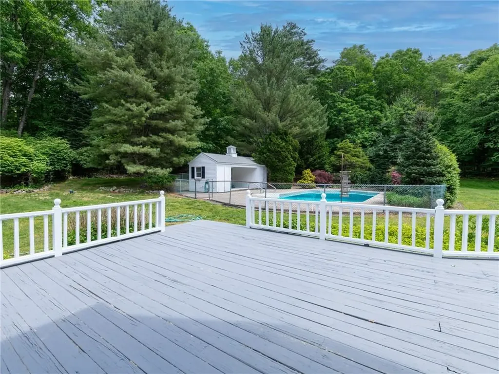 54 Ridge Road Scituate RI 02857