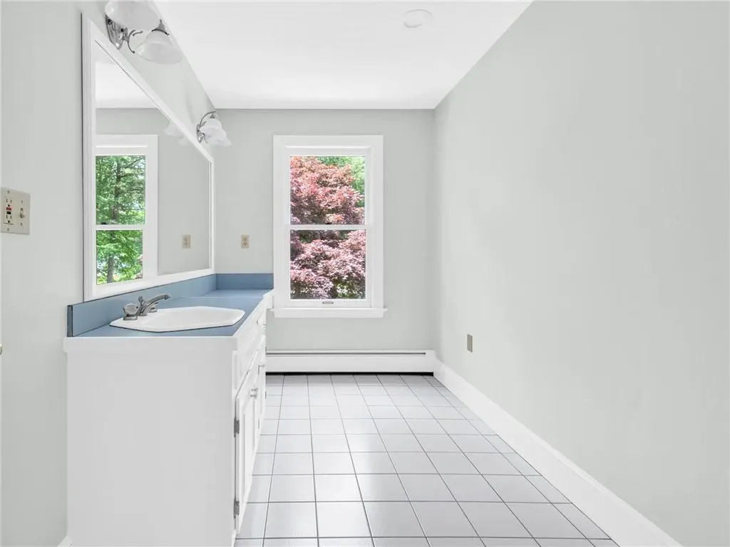 54 Ridge Road Scituate RI 02857