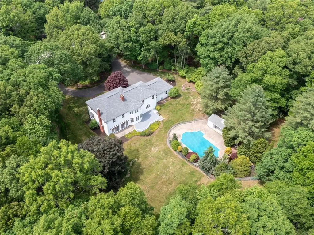54 Ridge Road Scituate RI 02857