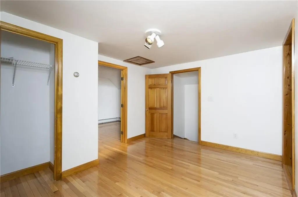 175 Leonard Avenue East Providence RI 02914