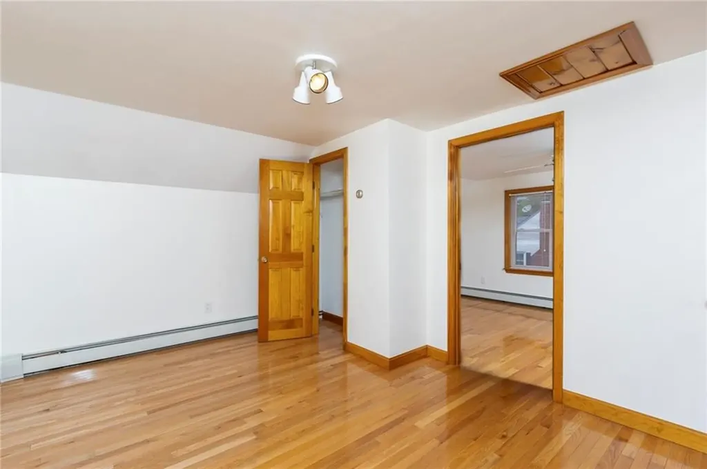 175 Leonard Avenue East Providence RI 02914