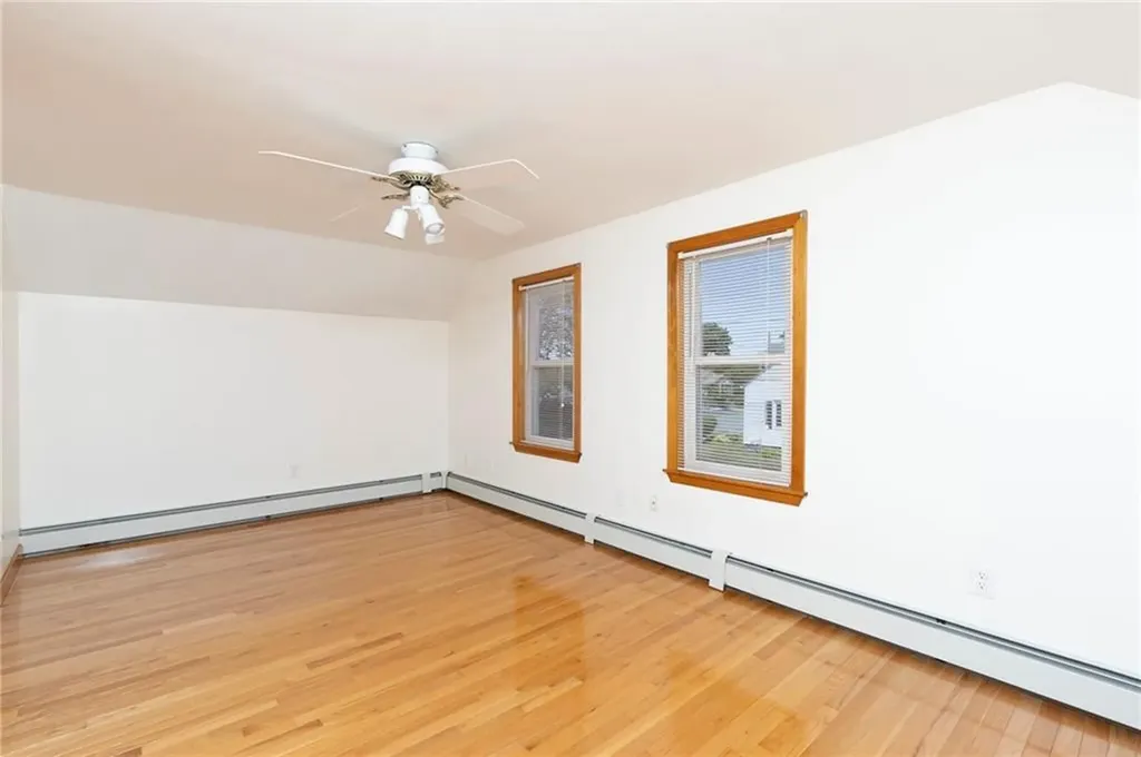 175 Leonard Avenue East Providence RI 02914