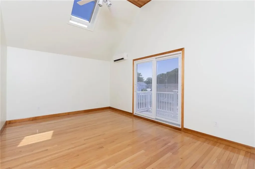 175 Leonard Avenue East Providence RI 02914