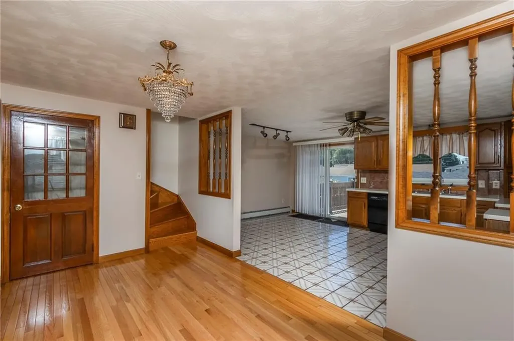175 Leonard Avenue East Providence RI 02914