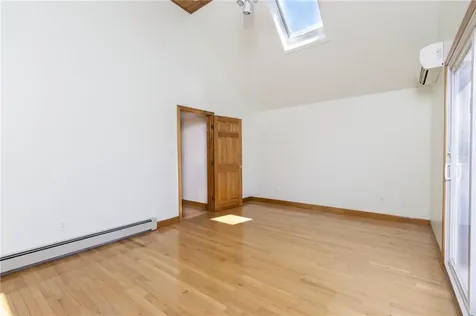 175 Leonard Avenue East Providence RI 02914