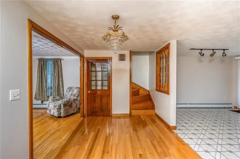 175 Leonard Avenue East Providence RI 02914