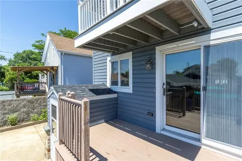 175 Leonard Avenue East Providence RI 02914