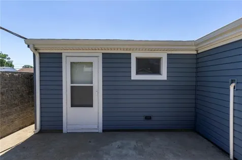 175 Leonard Avenue East Providence RI 02914