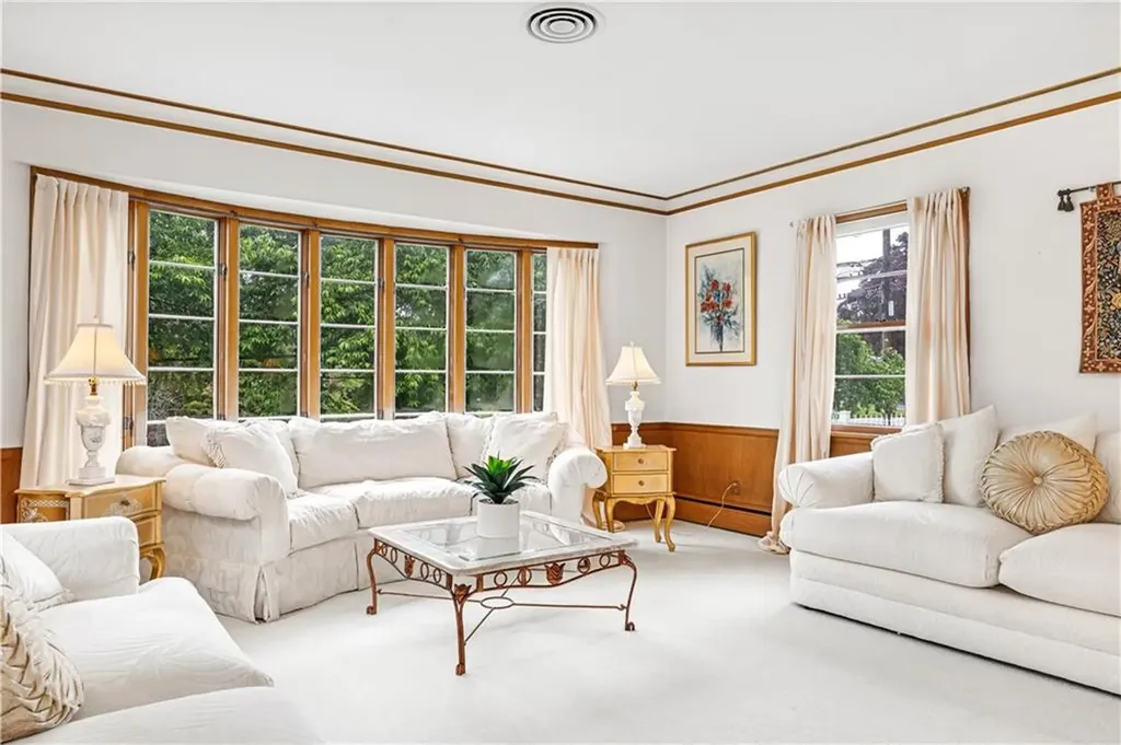 133 Tupelo Hill Drive Cranston RI 02920