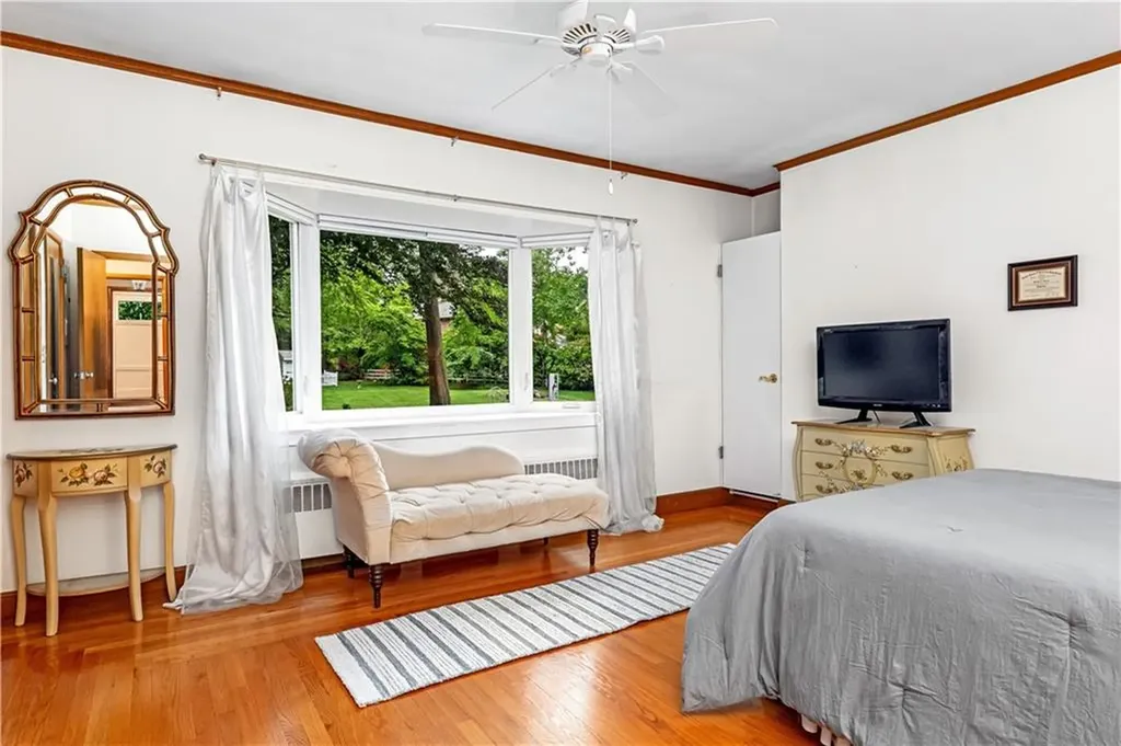 133 Tupelo Hill Drive Cranston RI 02920