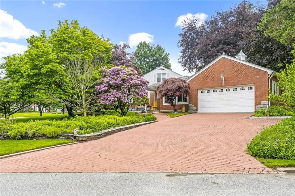 133 Tupelo Hill Drive Cranston RI 02920