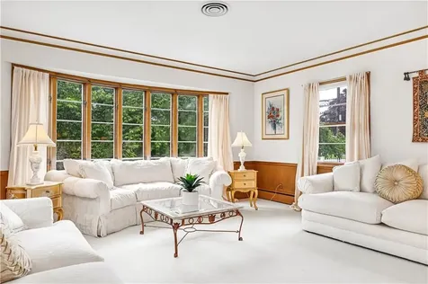 133 Tupelo Hill Drive Cranston RI 02920