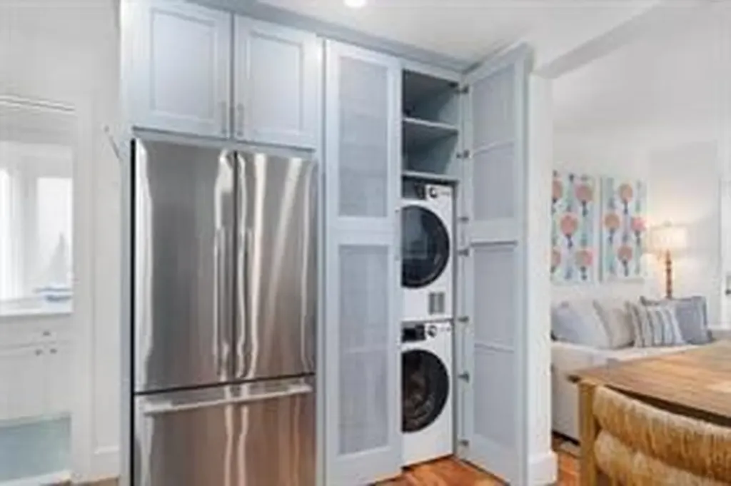 17 Willow Street Newport RI 02840