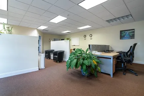 376 Dry Bridge Road North Kingstown RI 02852