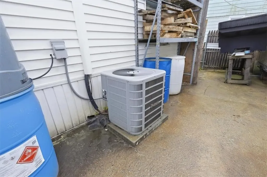1068 Park Avenue Woonsocket RI 02895