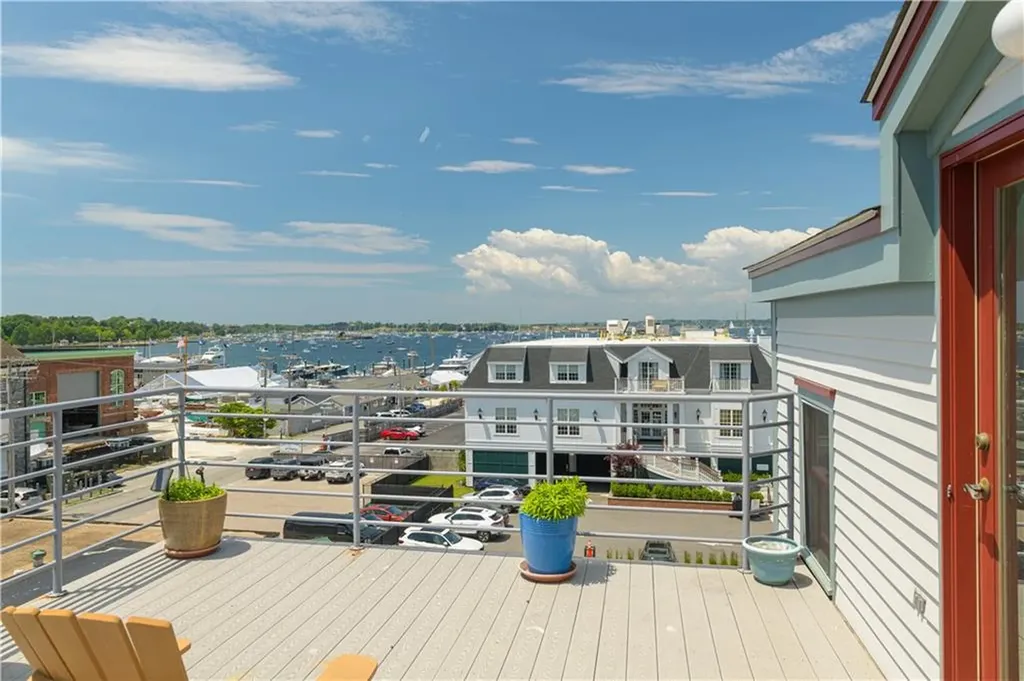 433 Thames Street Newport RI 02840