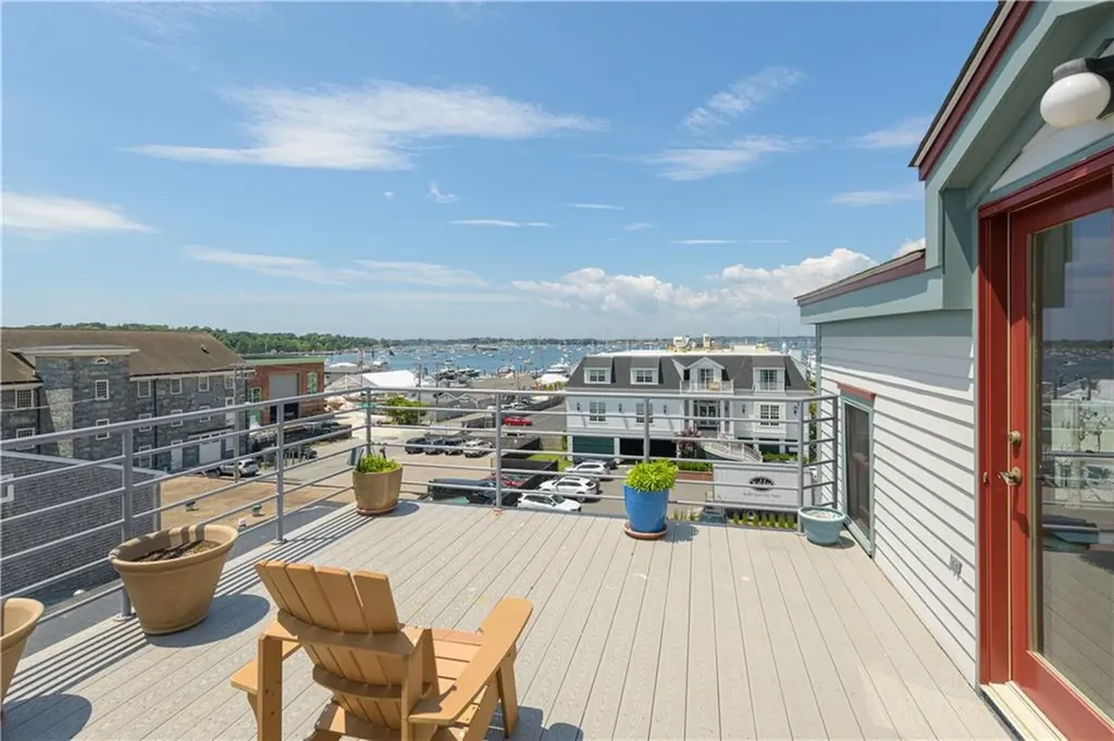 433 Thames Street Newport RI 02840