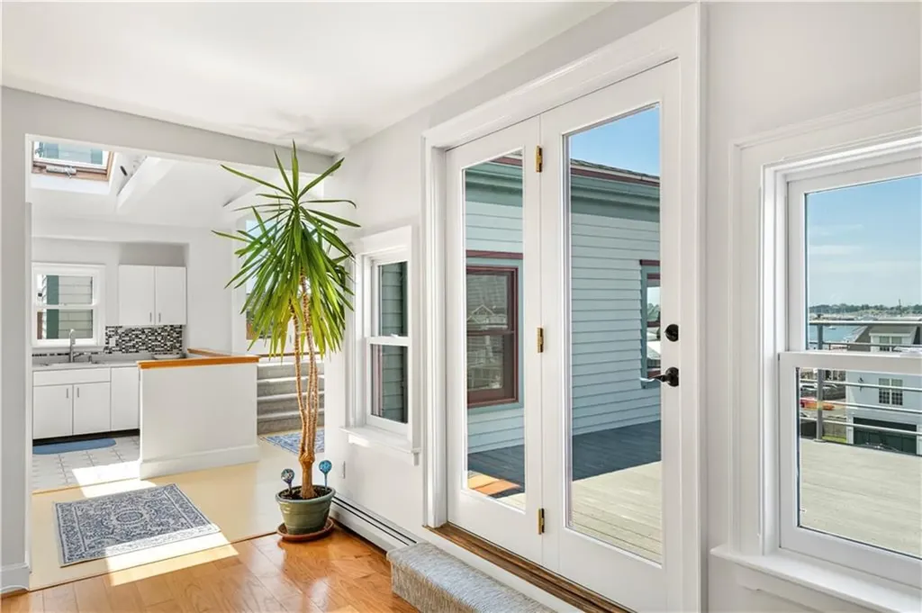 433 Thames Street Newport RI 02840
